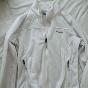 NWOT White Columbia Fleece Jacket ( M)